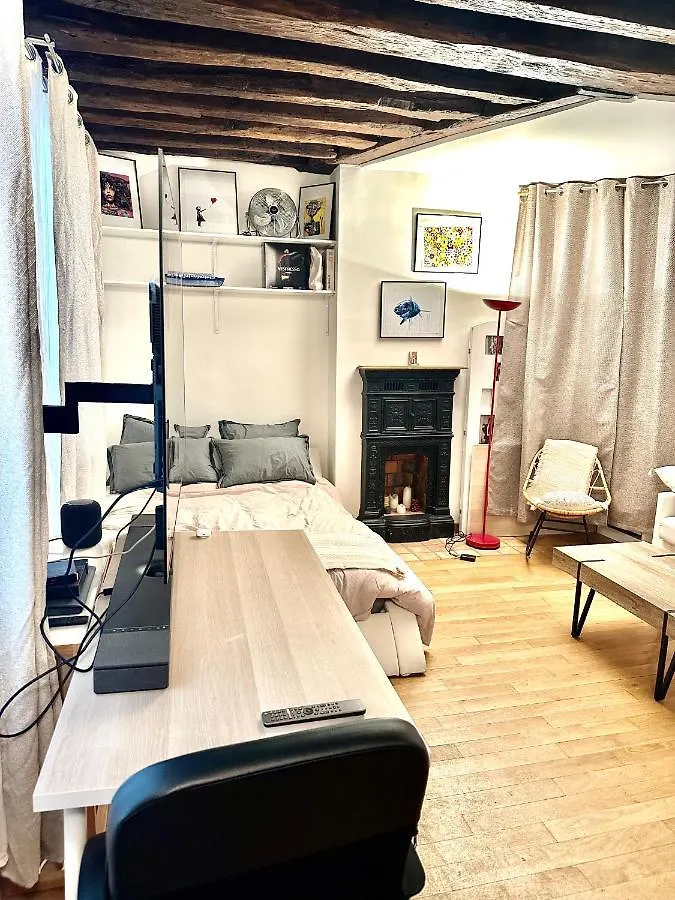 Appartement Principal Paris 0*,
